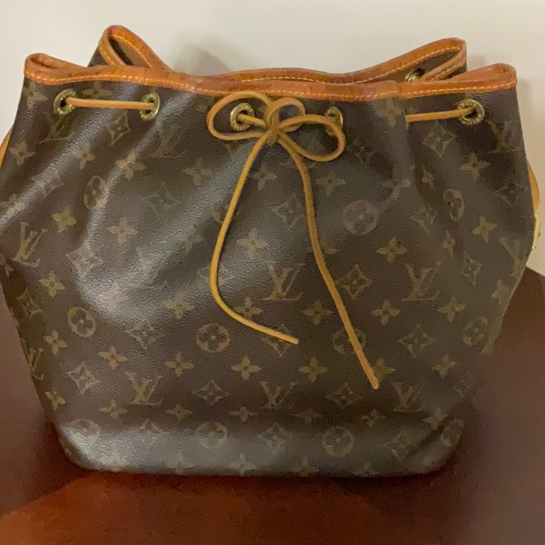 Louis Vuitton Monogram Petit Noe